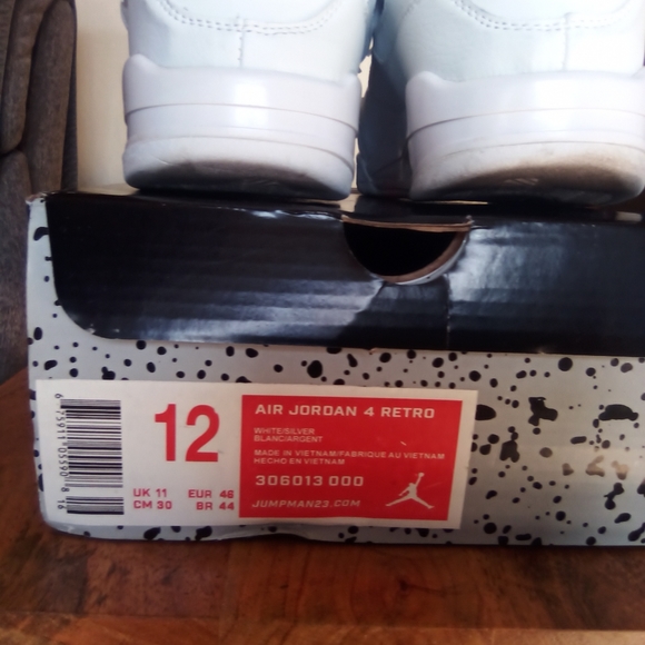 Air Jordan Retro 4 Platinum Pure Money - Picture 5 of 5